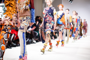 Vetements Frühlingskollektion 2027: Kein Stein bleibt unumgedreht